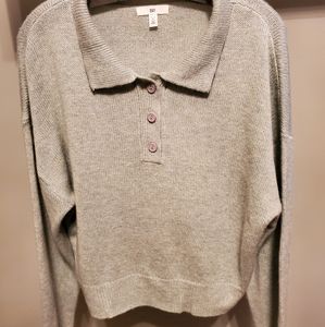 BP. 3 button sweater